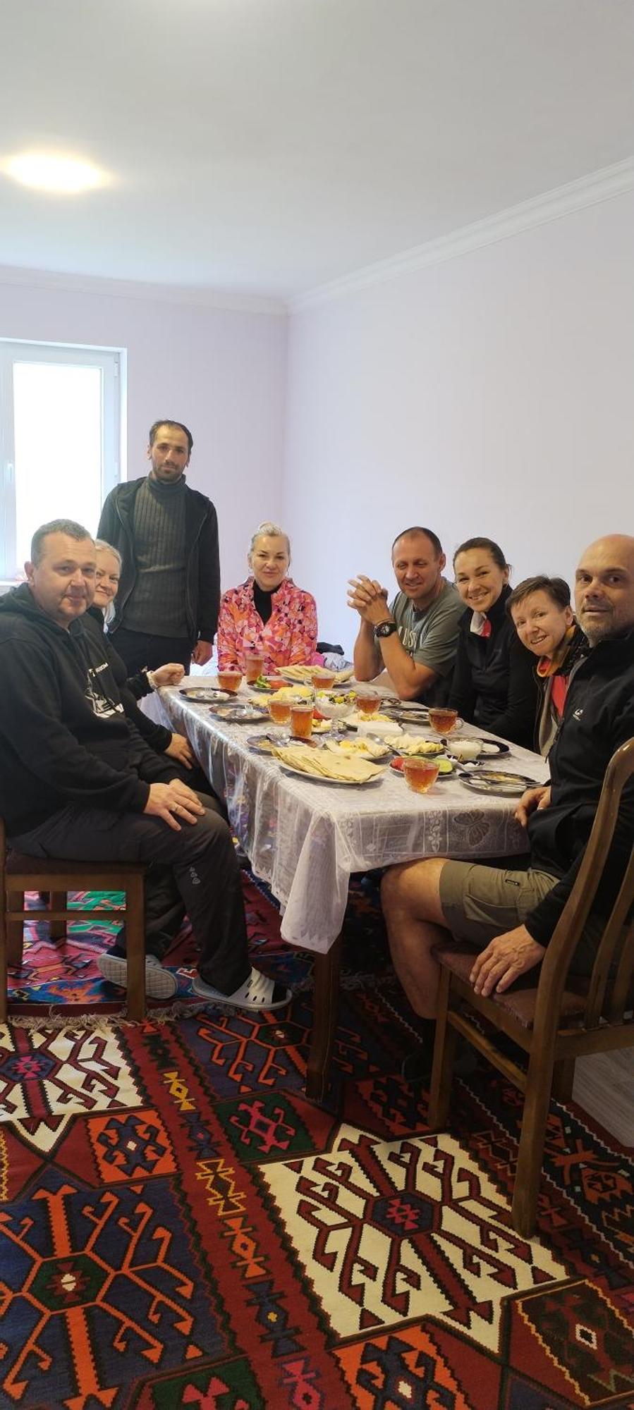 Xinaliq Elnur Guest House, New Hotel Eksteriør bilde